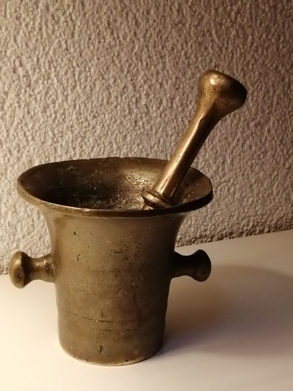 Altro per cucinare: Antiker grosser Mörser mit Pistill – Usato da Nunningen venduto da silvermoon68 1