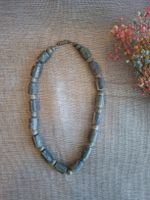 Collier vintage artisanal perles bleu gris style ethnique
