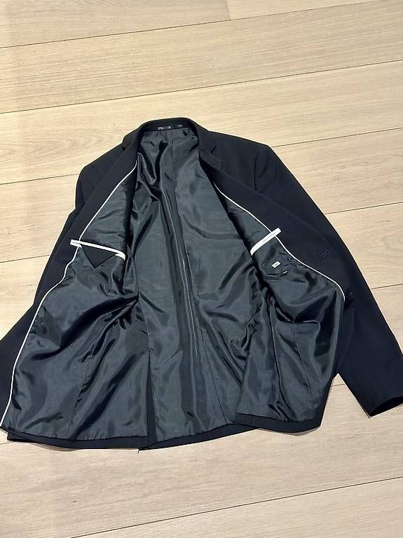 Completi: Anzüge - Blazer und Hosen – Usato da Rotkreuz venduto da ChlineMassa 2