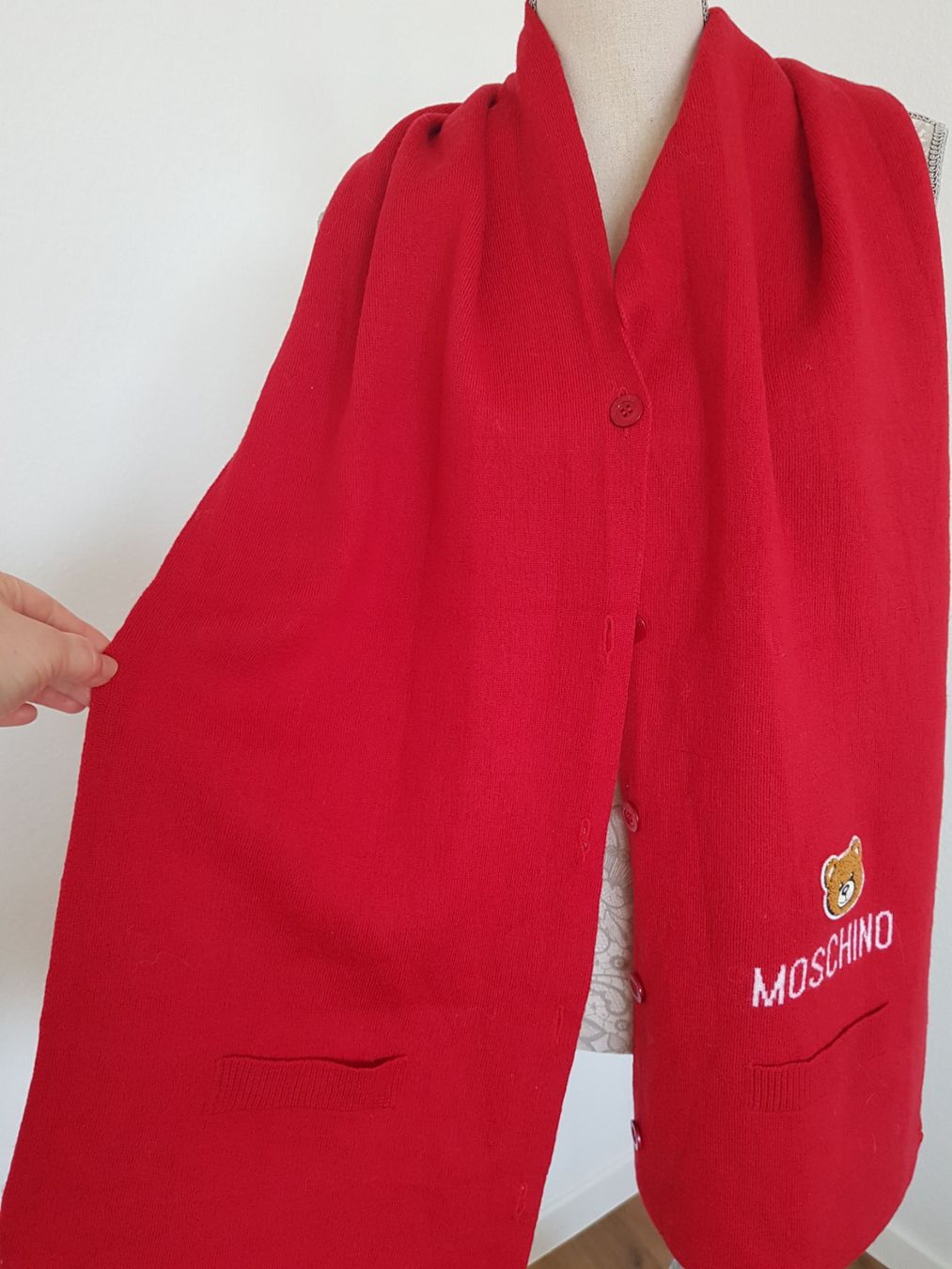 Moschino Foulard & Sciarpe: MOSCHINO.  Schal. Wolle – Usato da Wetzikon ZH venduto da med_2y76 4