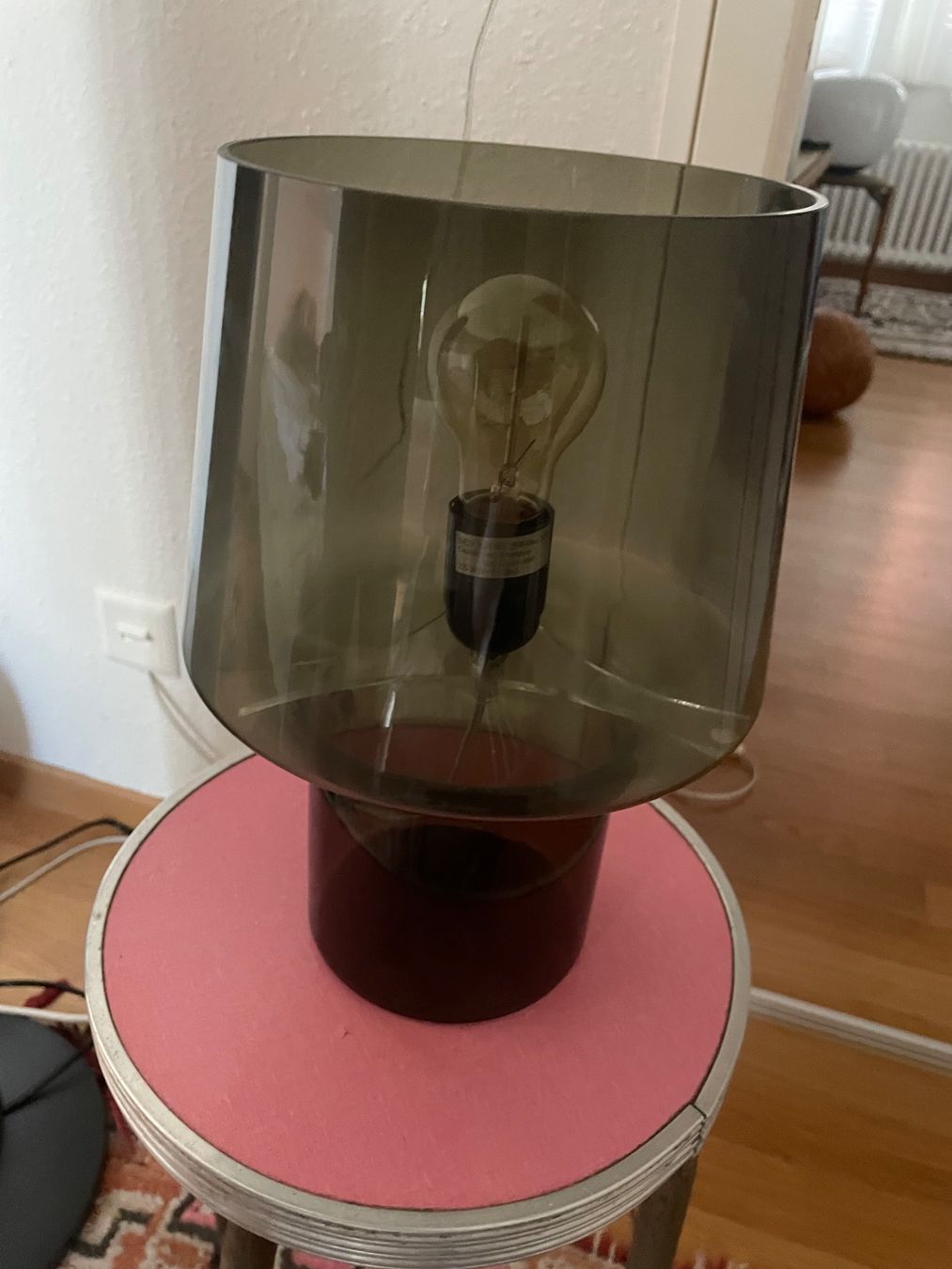 Muuto Lampade: Muuto tischlampe glas – Usato da Dübendorf venduto da Aber_trotzdem