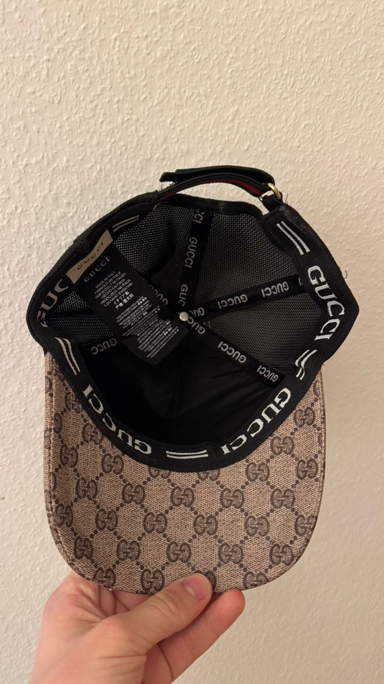 Gucci Copricapi, berretti & cappellini: Gucci Kappe Tiger Print – Usato da St. Gallen venduto da marco.scheuble 1