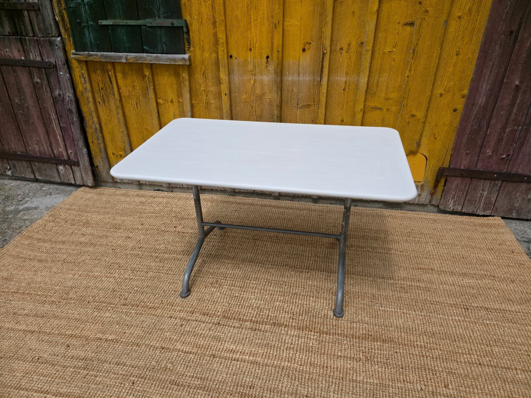 Bigla Tische: Bigla Gartentisch Klapptisch Balkontisch Tisch Blechtisch – Gebraucht aus Haslen AI von Vintagelix 7