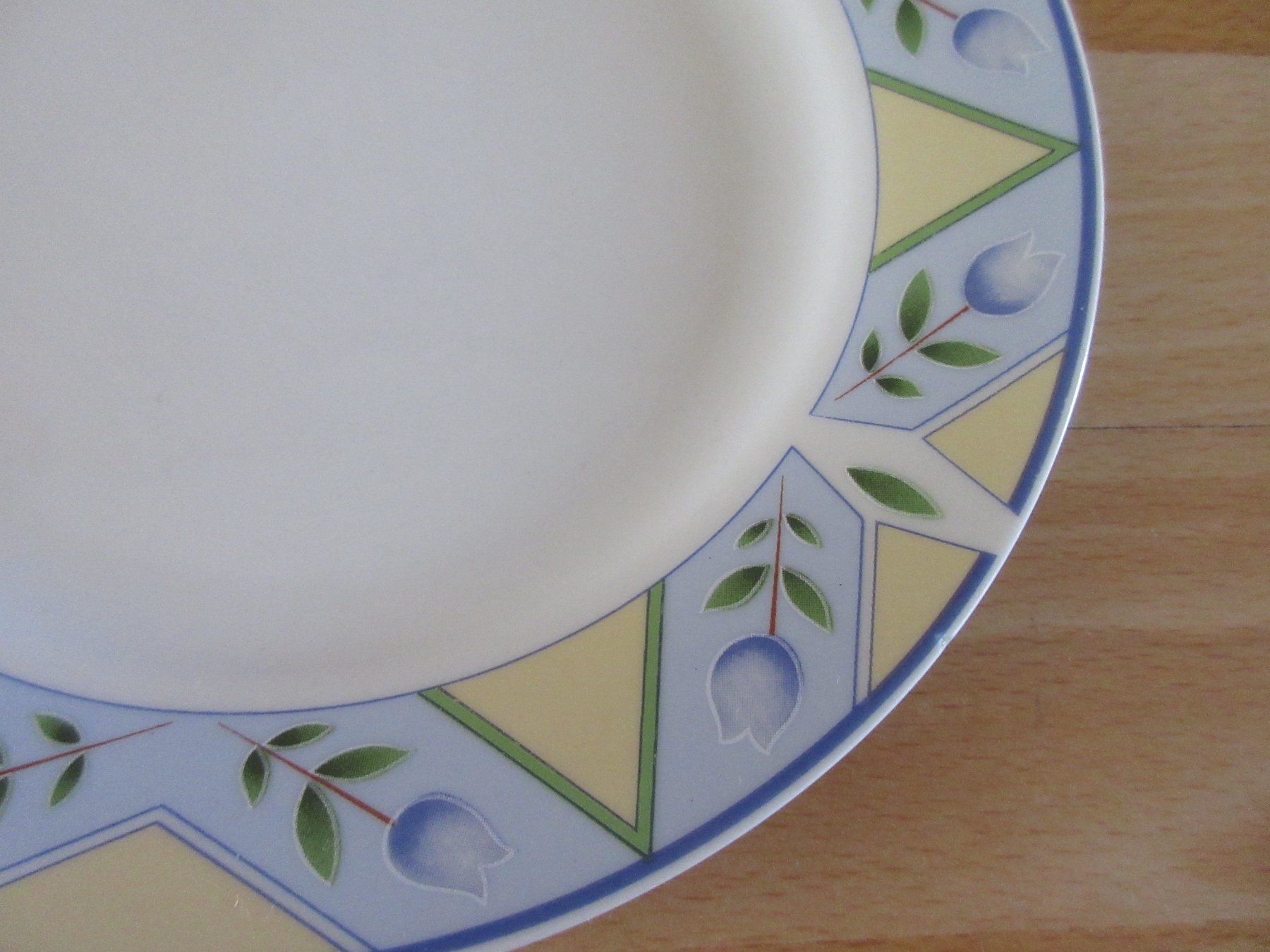 Set di piatti: Kaffeeservice 18 teilig – Usato da Kaisten venduto da renault015 4