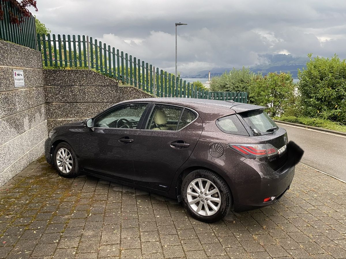 Lexus Automobili: Lexus CT 200h – Usato da Stäfa venduto da RAS12 2