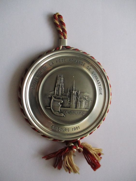 Souvenir de la Fête romande de gymnastique Fribourg 1961 Kaufen auf
