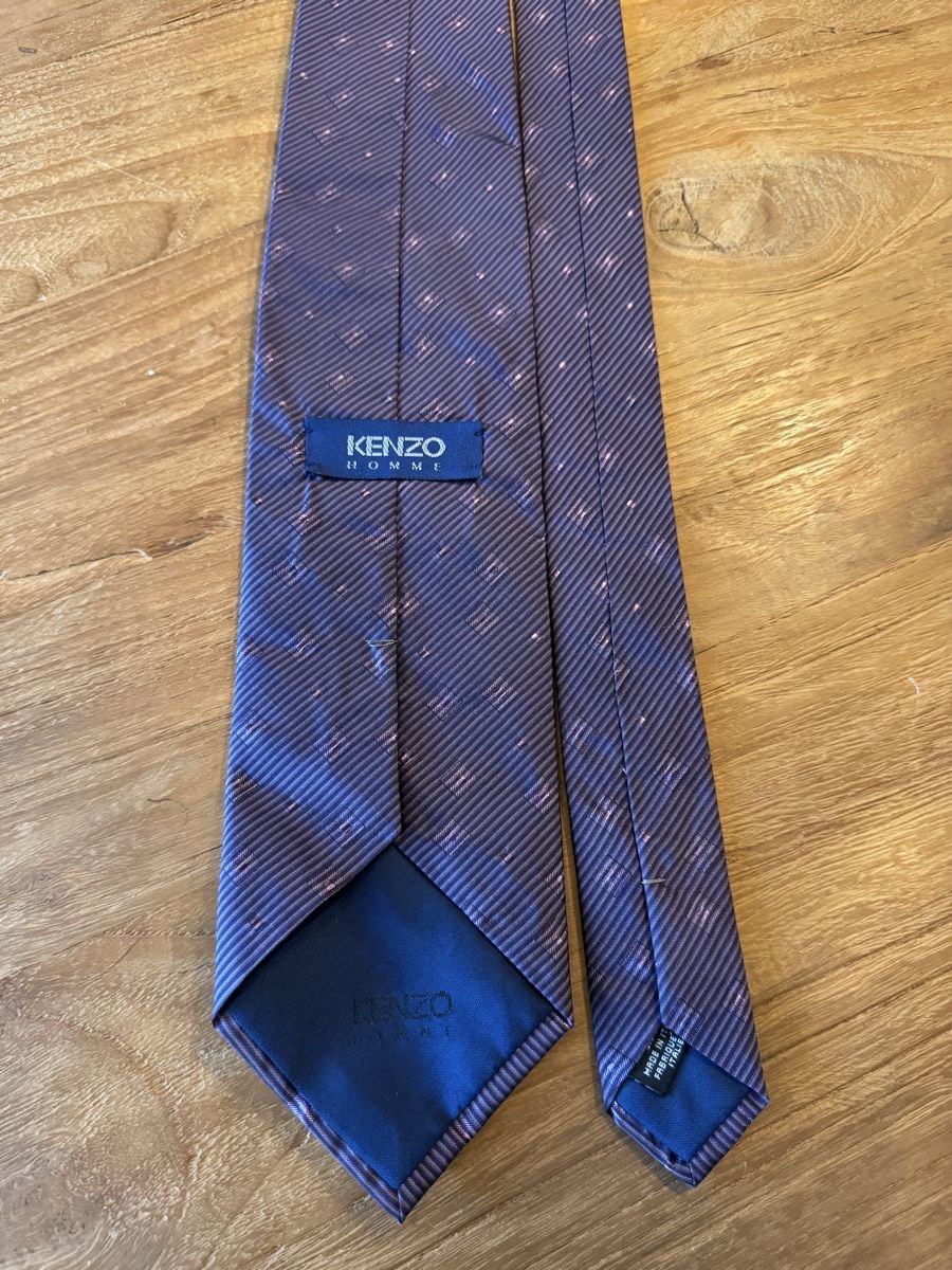 Kenzo Cravatte: 2 Kenzo Krawatten – Usato da Künten venduto da Spike17 2
