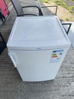 Kühlgefrierschrank SIBIR GS1004A++ mit Dellen 80L