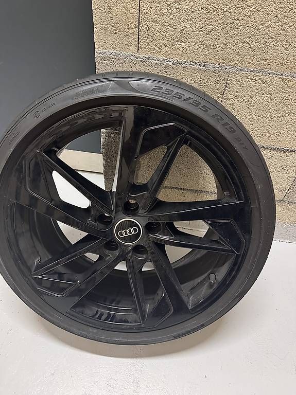 Cerchioni: Jante audi RS3 – Usato da Chavannes-Renens venduto da lei_8mvy