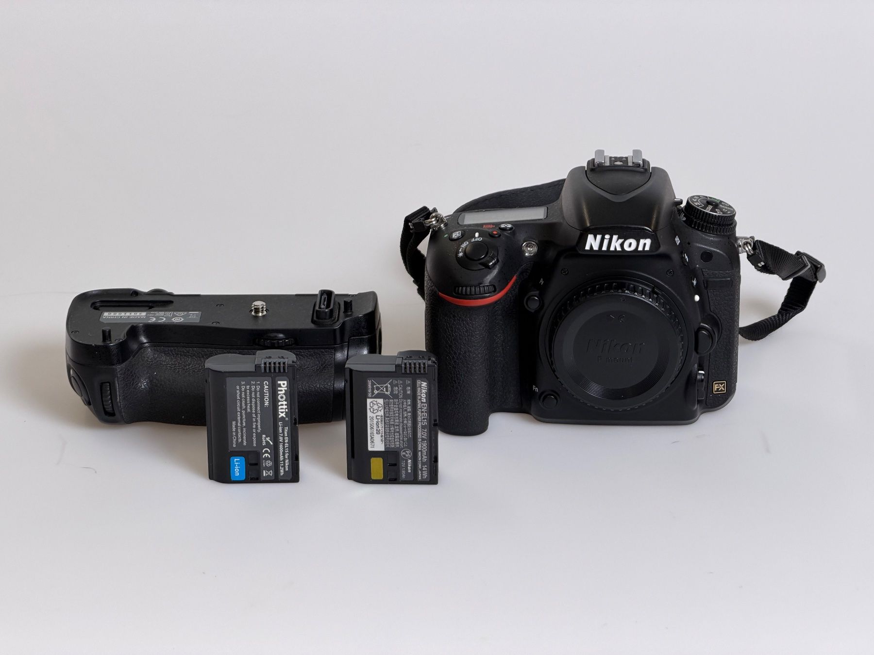 Nikon Fotocamera: Nikon D750 Spiegelreflex Digitalkamera m. Multipowerbatterp. – Usato da Bachenbülach venduto da welcome-48B