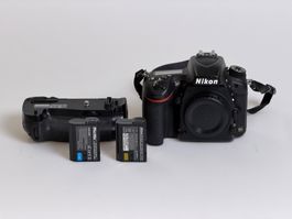 Nikon D750 Spiegelreflex Digitalkamera m. Multipowerbatterp.