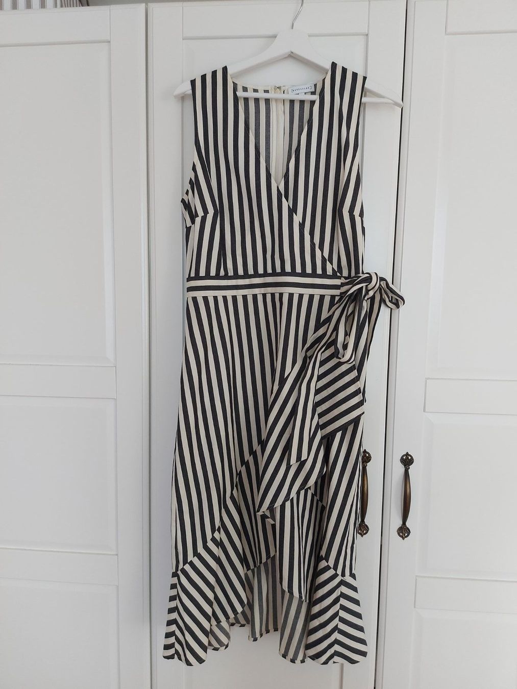 Kleider: Jeanskleid  wickelkleid m 38 – Gebraucht aus Rüthi (Rheintal) von Boschacat