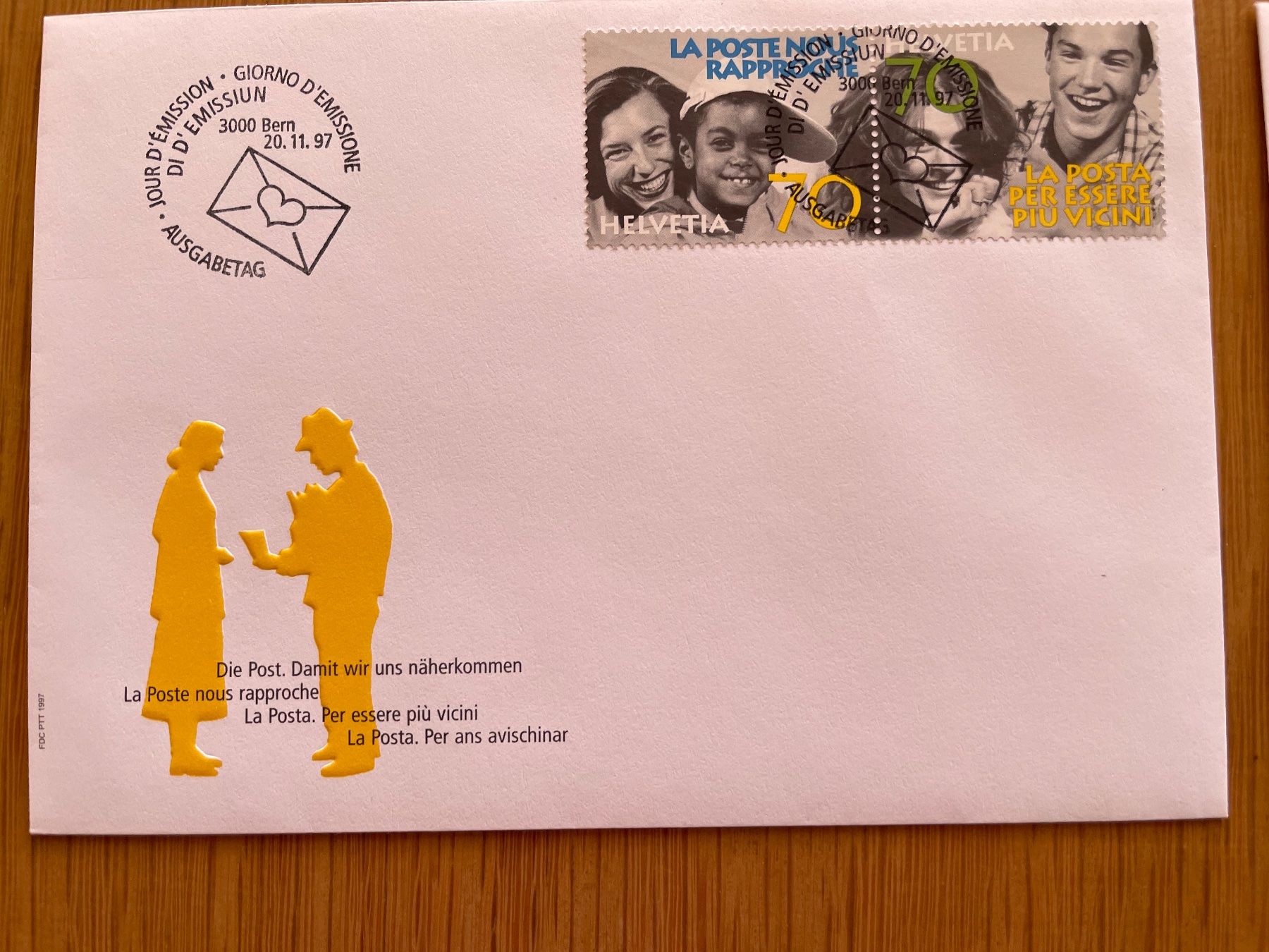 Tous les timbres: 4 doc. différents, oblitérations pleines – D'occasion à Sonceboz-Sombeval par Comment2 2