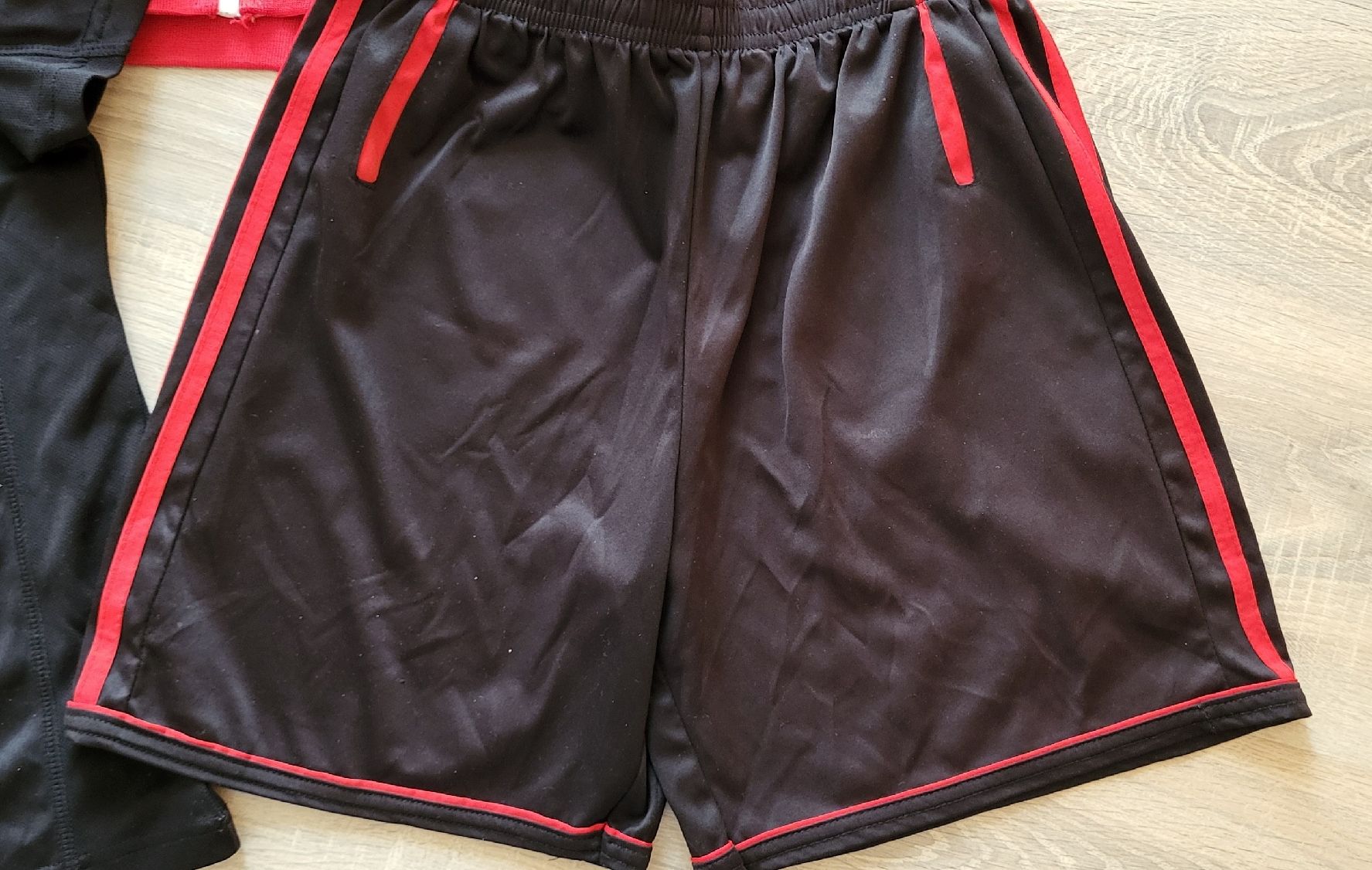 Lotti di vestiti: Habit sport 146/152 – Usato da Plagne venduto da pnz75 6