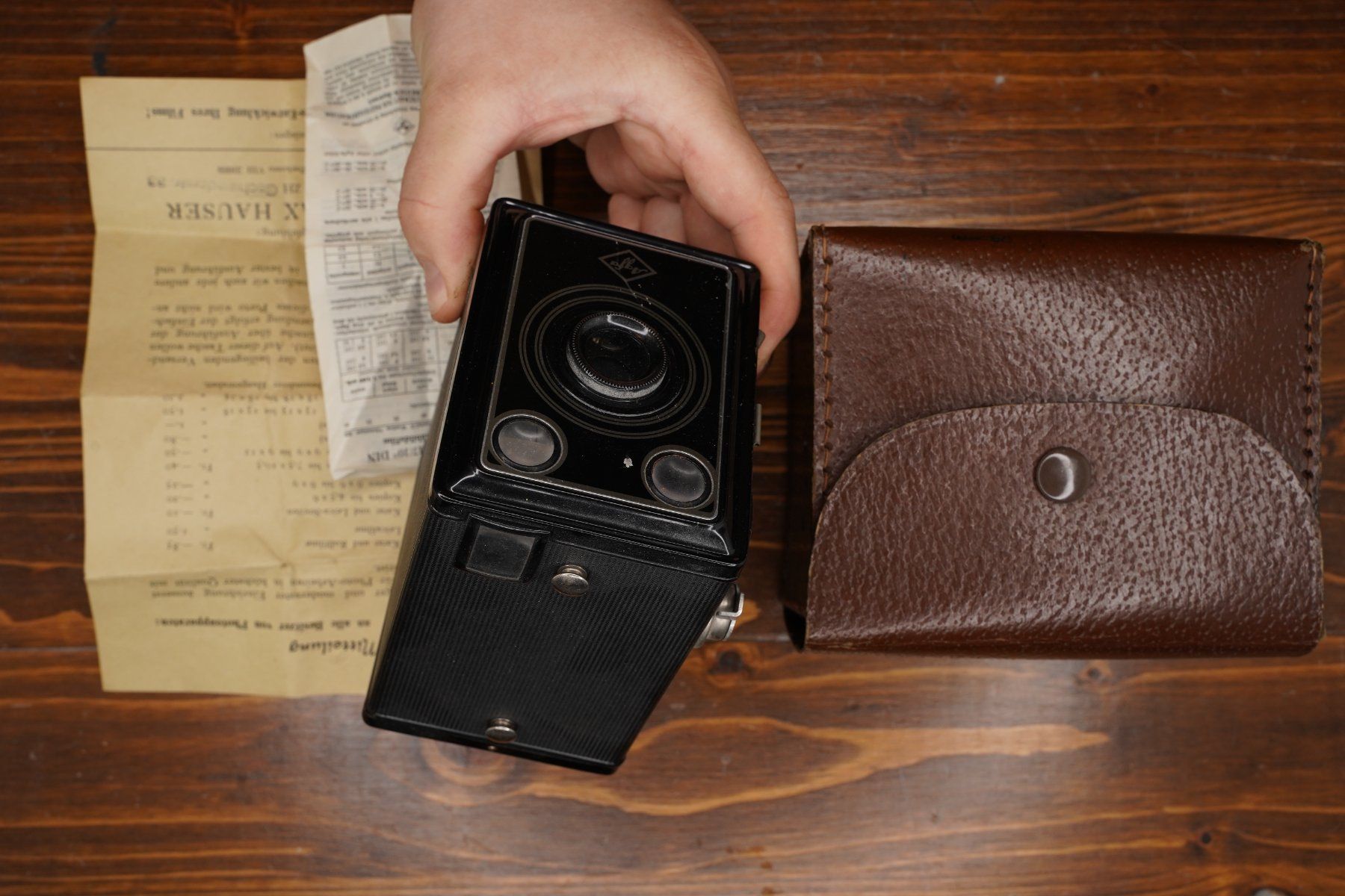 Agfa Fotocamera: Agfa Box Kamera mit Case – Usato da Bern venduto da FotoStrobo.ch_Outlet 3