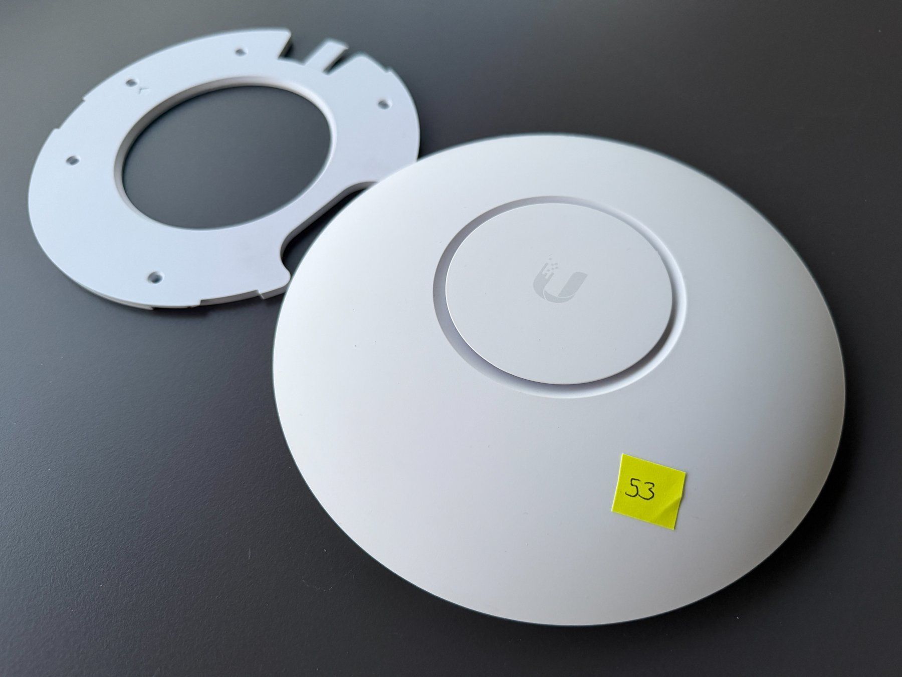Ubiquiti Modem & Router: Ubiquiti UniFi AP AC PRO #53 – Usato da Gettnau venduto da f10s6n