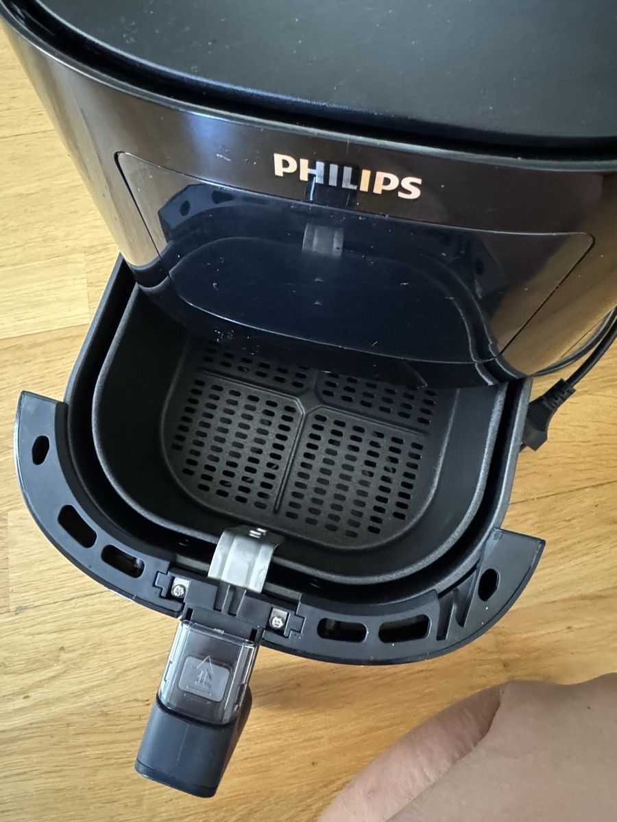 Cucine complete: PHILIPS ESSENTIAL AIRFRYER 4.1L – Nuovo (secondo la descrizione) da Bern venduto da FashionK92 2