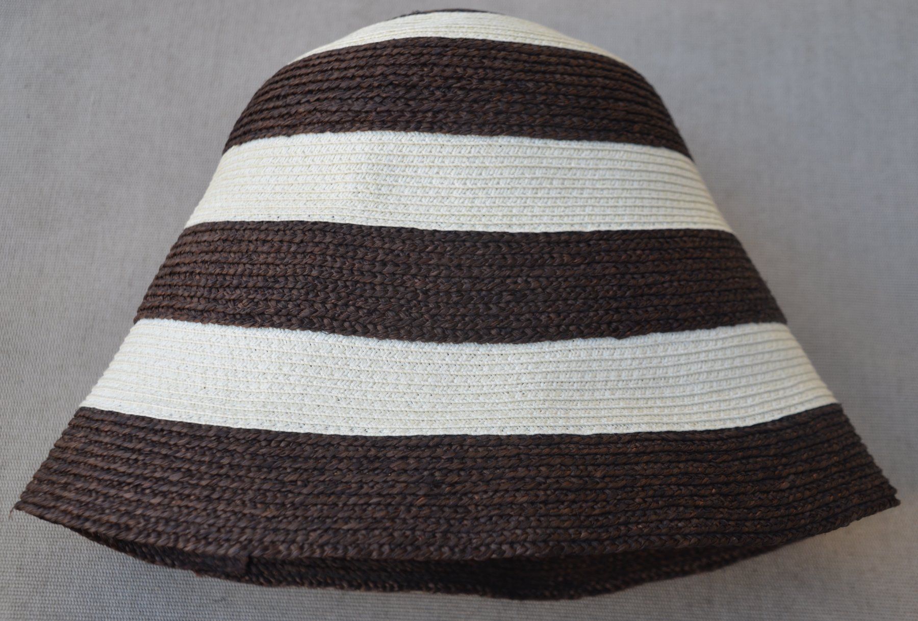 Max Mara Copricapi, berretti & cappellini: Max Mara Hut / chapeau M – Usato da Collonges venduto da arashee 3