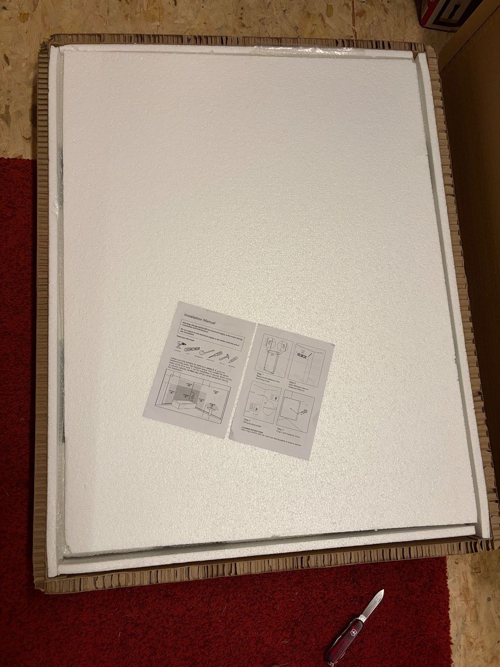 Specchi: LED-Badezimmer-Spiegel MARTINET 70cm x 90cm Silber – Nuovo e nell'imballaggio originale da Märstetten venduto da fury_psg 1
