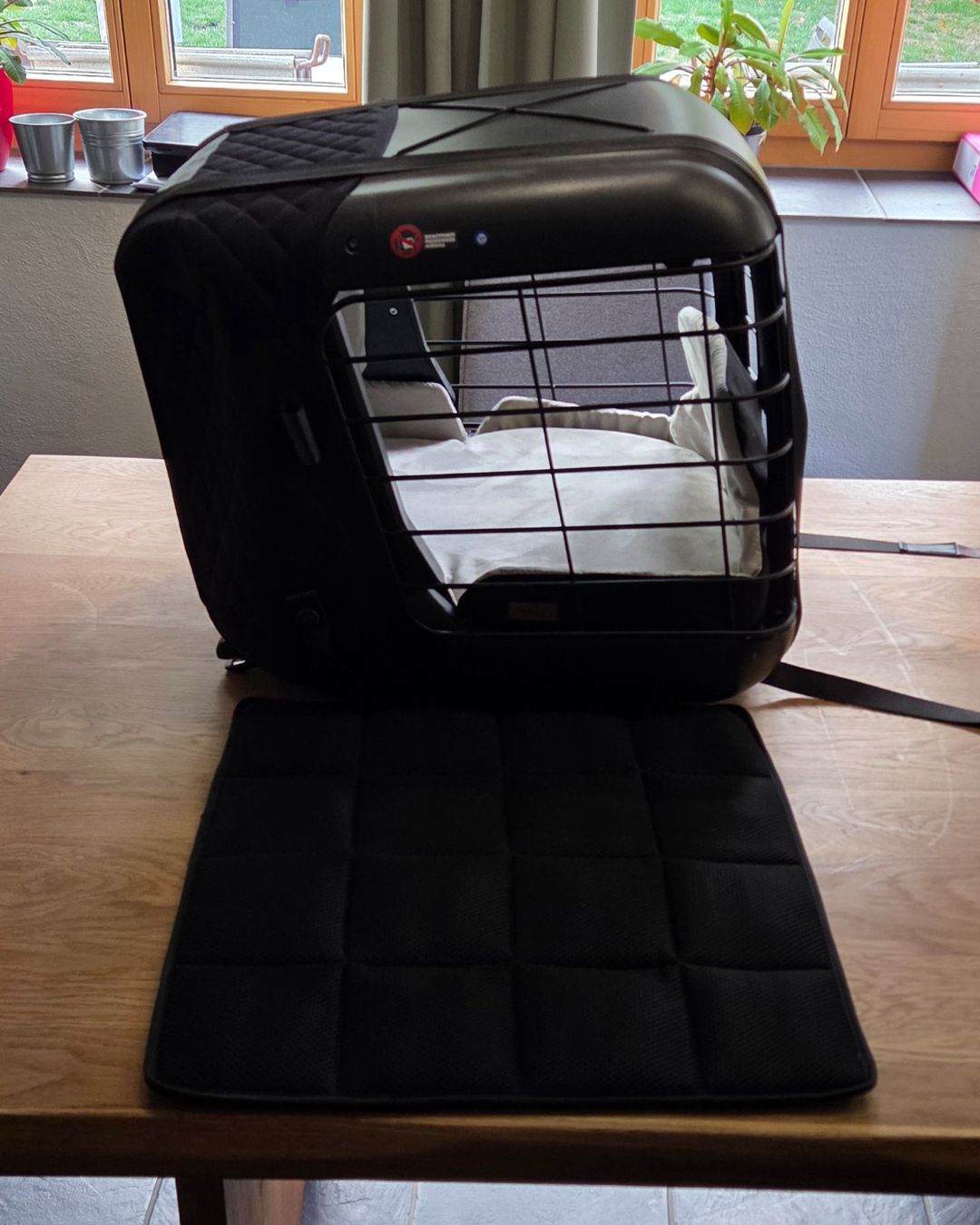 4pets Käfige, Transport & Sicherheit: Hunde Transportbox 4pets Caree schwarz – Gebraucht aus Windlach von Nachtblau01 1