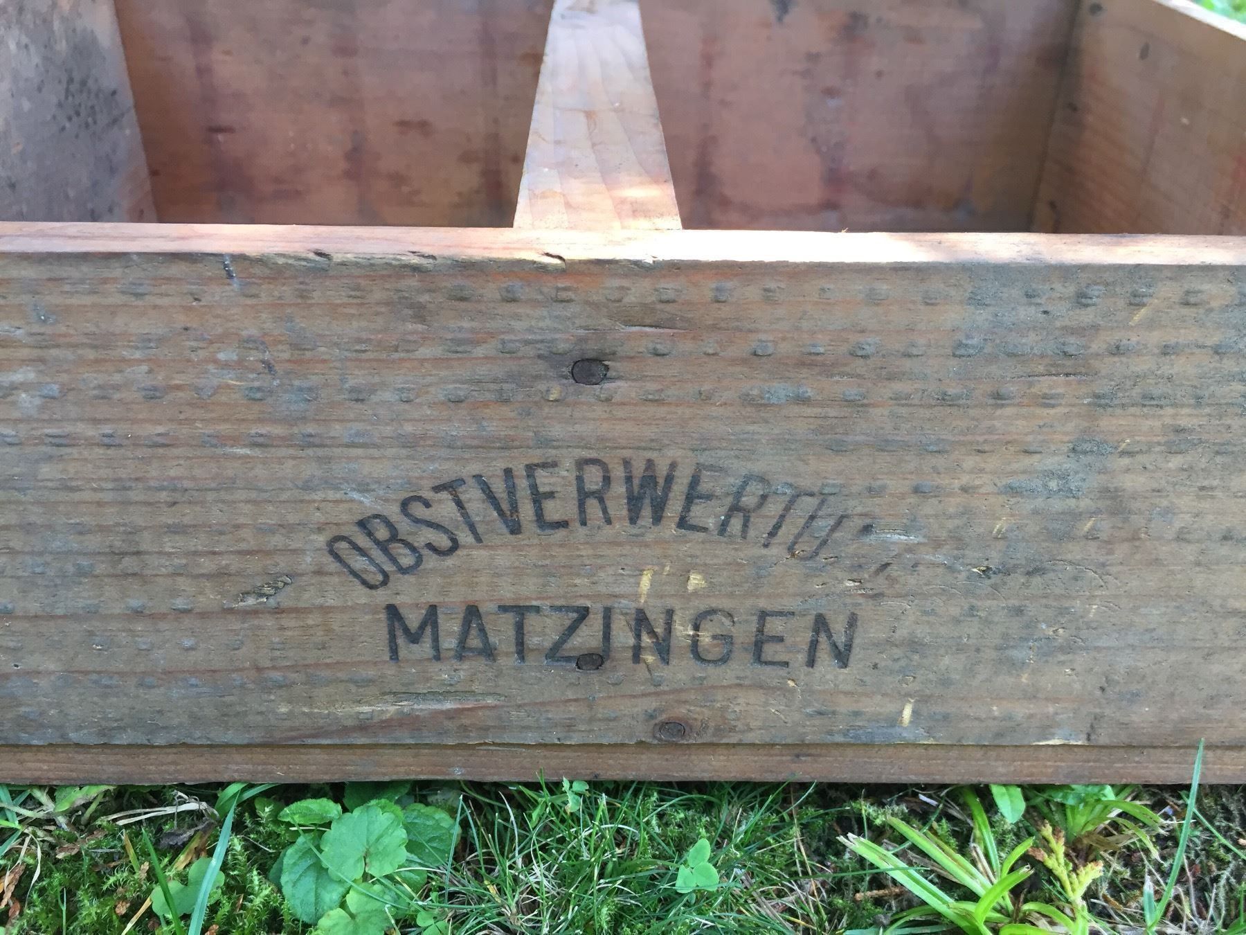 Casse di vino e birra: Obstverwertung Matzingen Harass – Usato da Feldbach venduto da Olive1 1