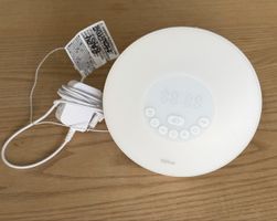 Lampe réveil radio Qilive