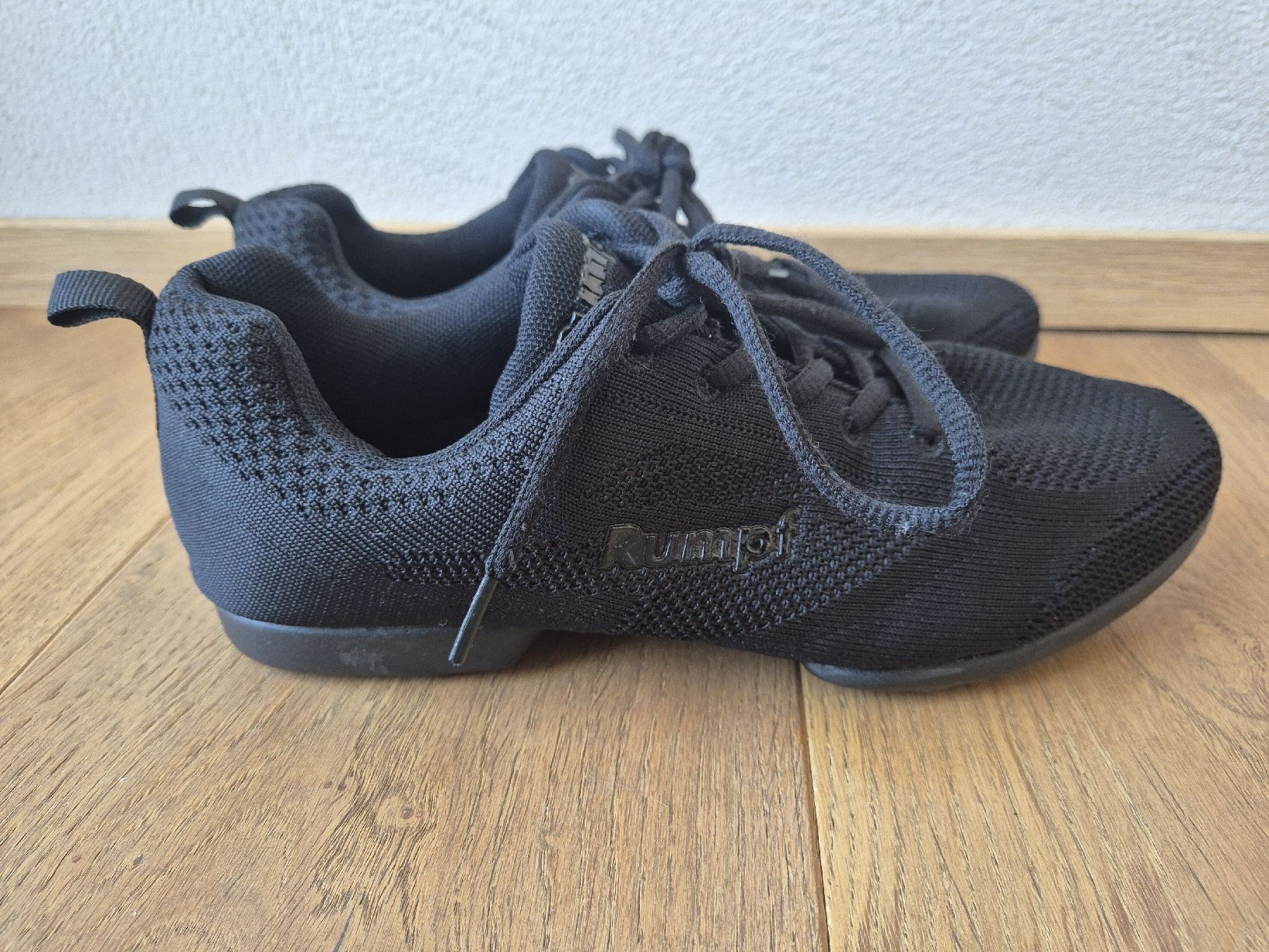 Scarpe da donna: Rumpf Dancing Queen Tanzschuhe 39 – Usato da Zizers venduto da .sternli.