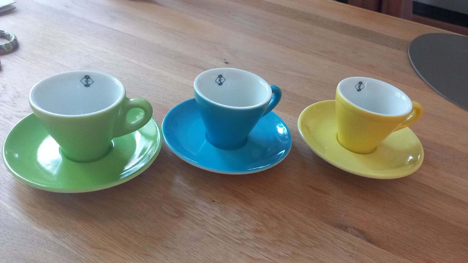 Tassen: 3 Stk. Espresso Tassen – Gebraucht aus Wettingen von Socrates11