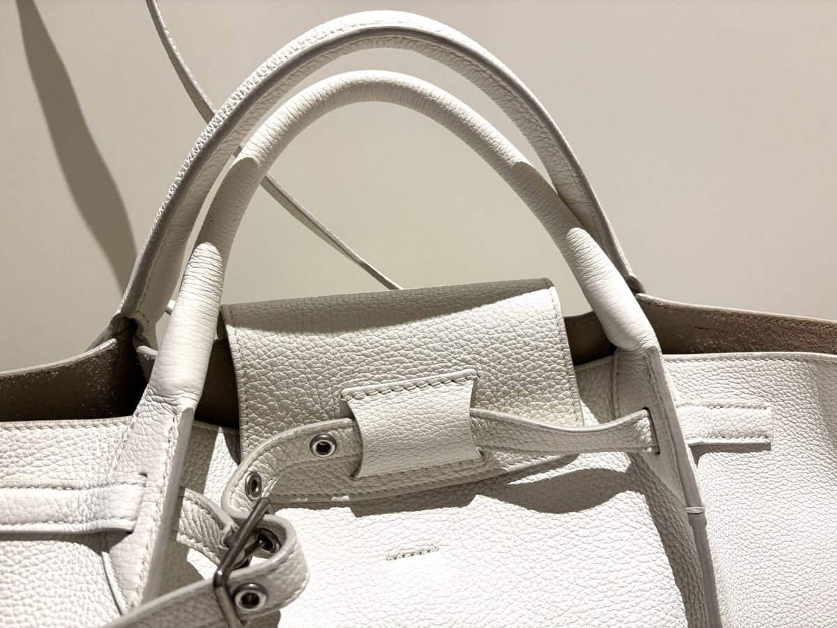 Celine Taschen für Damen: CELINE White Big Bag - Top Condition!  – Gebraucht aus Winterthur von Atelier.W 3