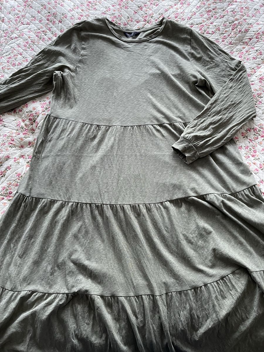 Vestiti: Jerseykleid Marks & Spencer Gr.46/48 – Usato da Stallikon venduto da BaumArt 4