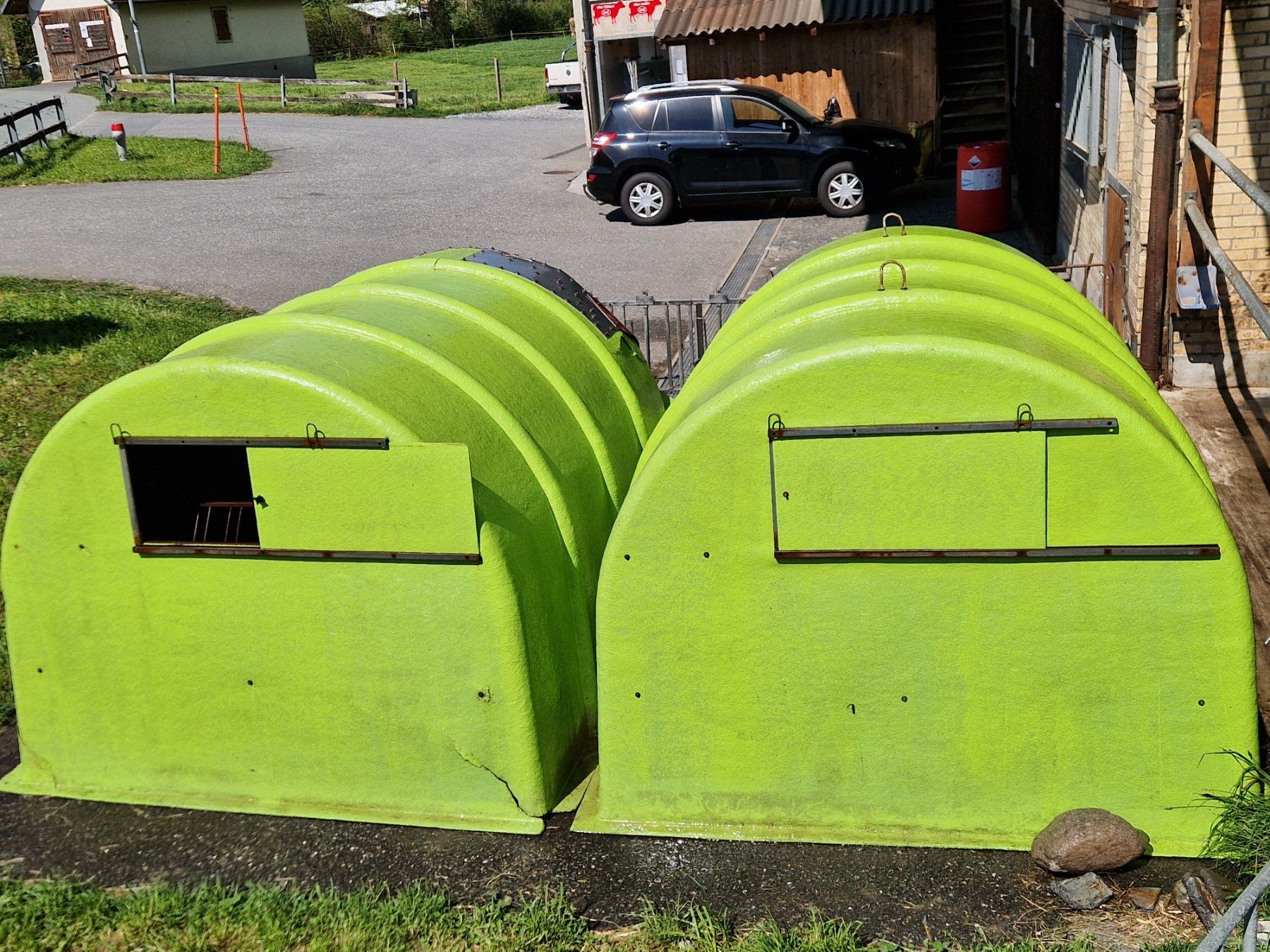 Gabbie, trasporto & Sicurezza: Kälberiglus – Usato da Heiligkreuz (Mels) venduto da Steyr09 2