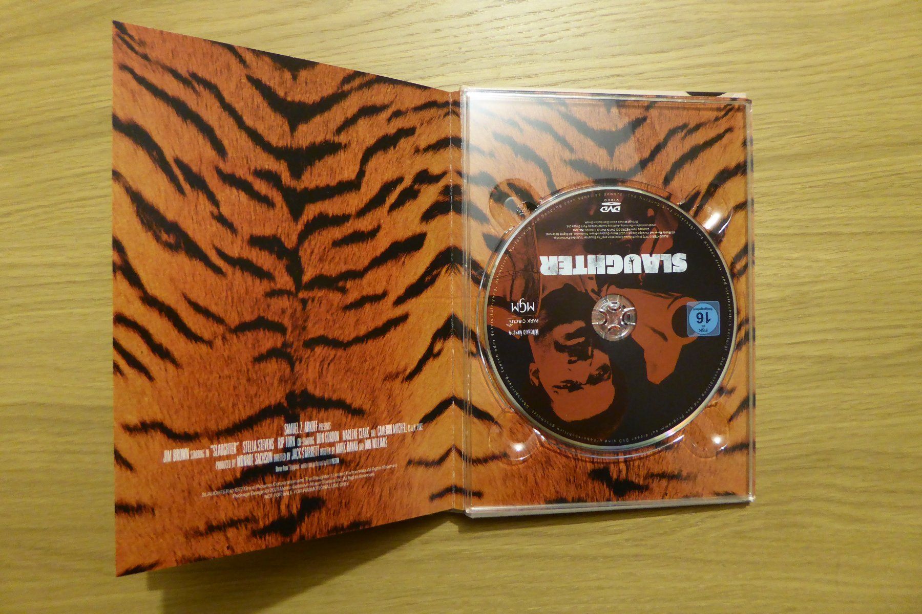 Tutti i DVDs: 1x Bluray 1xDVD Slaughter Mediabook – Usato da Allschwil venduto da Summelsarium 5