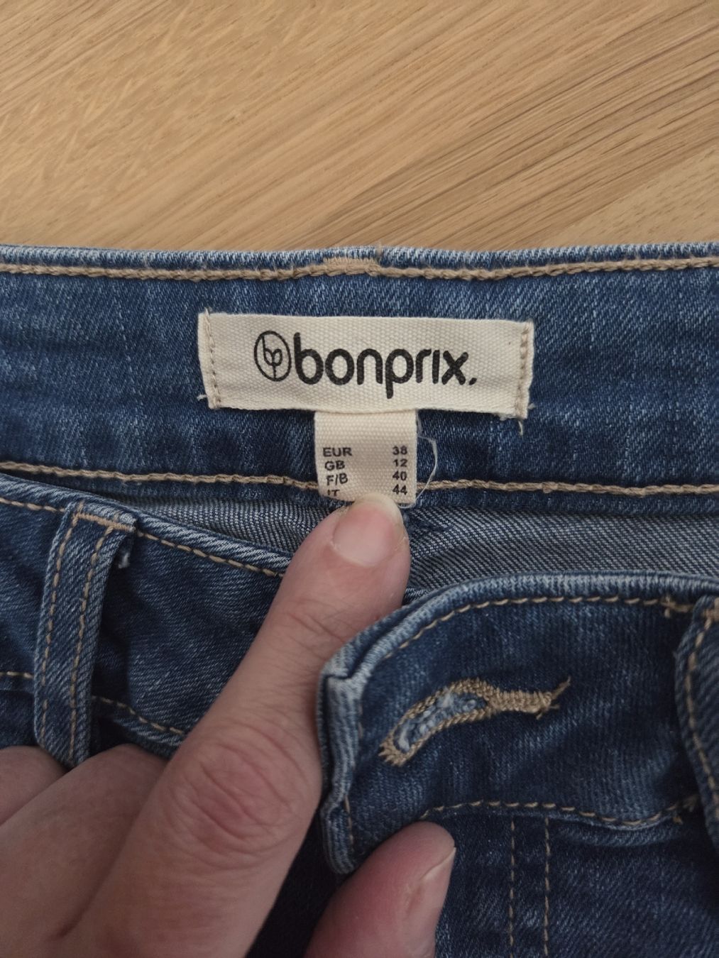 Jeans: Jeans Gr. 38 – Usato da Uhwiesen venduto da Szummer 1