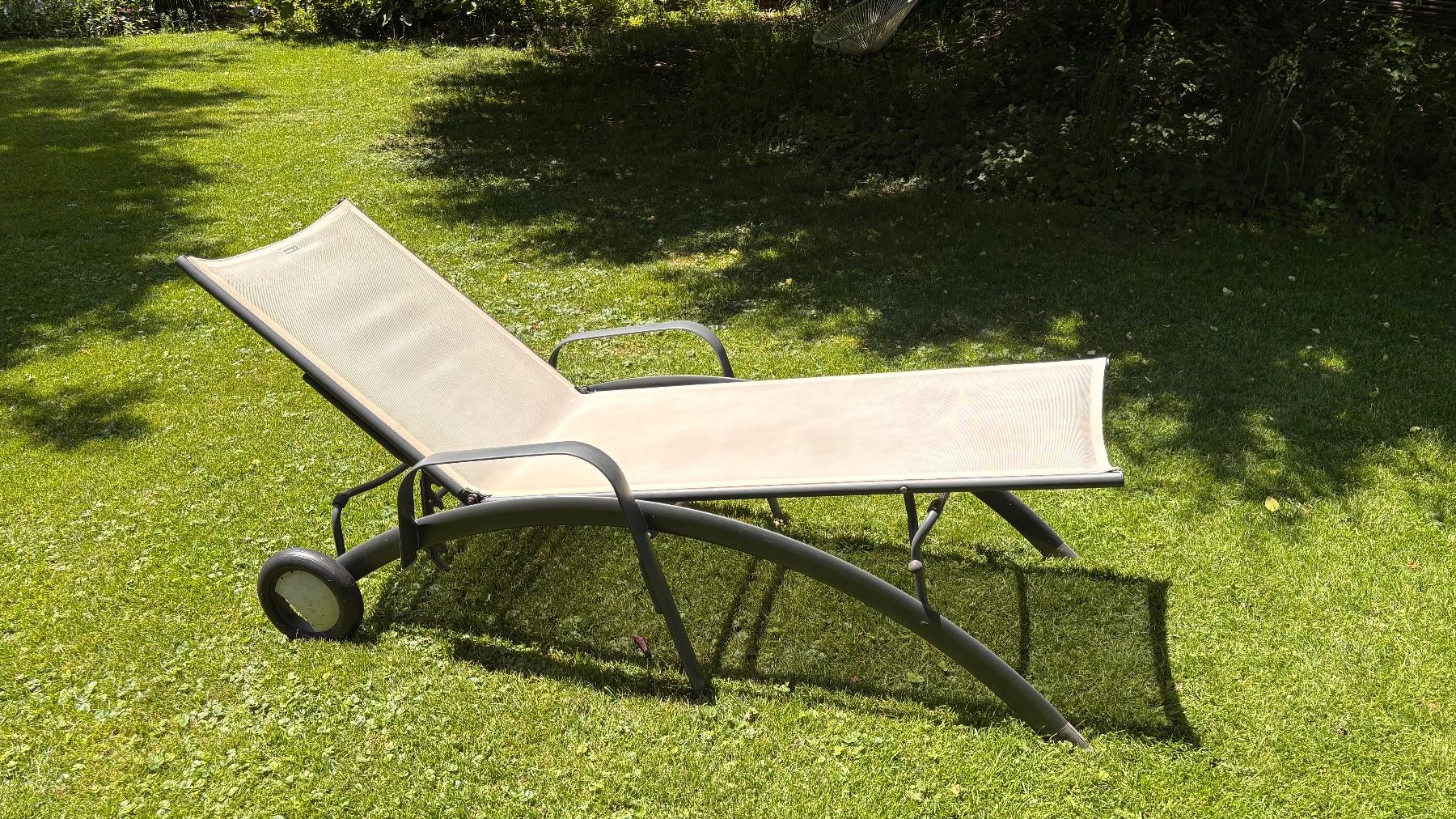 Liegen & Liegestühle: Liegestuhl - Gartenliege von acamp – Gebraucht aus Hinwil von Salome11