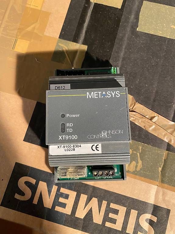 Modellini di ferrovie: Johnson Controls XT-9100-8304 – Usato da Schwanden-Brienz venduto da Belvedere_