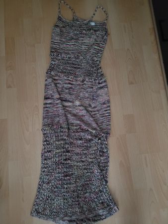 sehr spezielles Kleid gr. M Rita Ora
