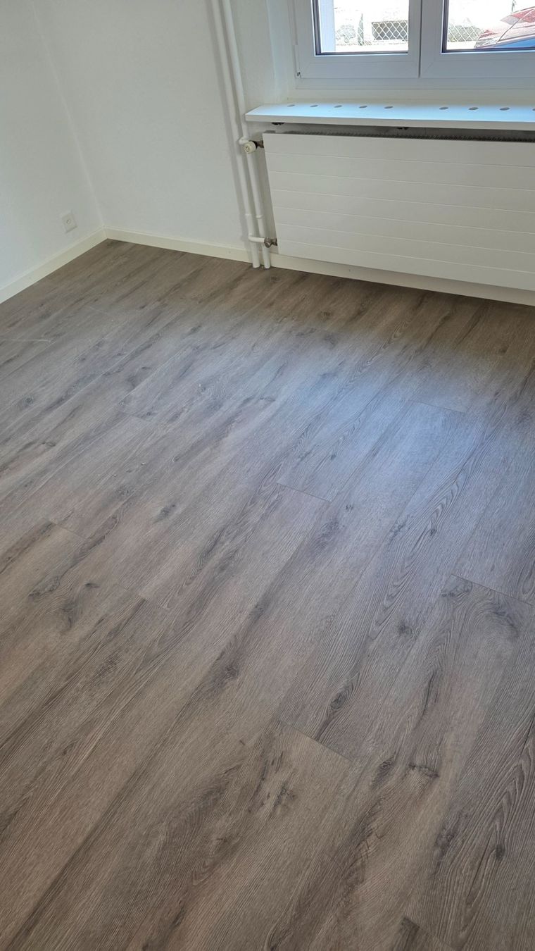 Articles en bois: Swiss Premium Camphana 12 mm, Aktionspreis Fr.16.90 m2 – Neuf avec emballage d'origine à Rothrist par swiss-laminat 4
