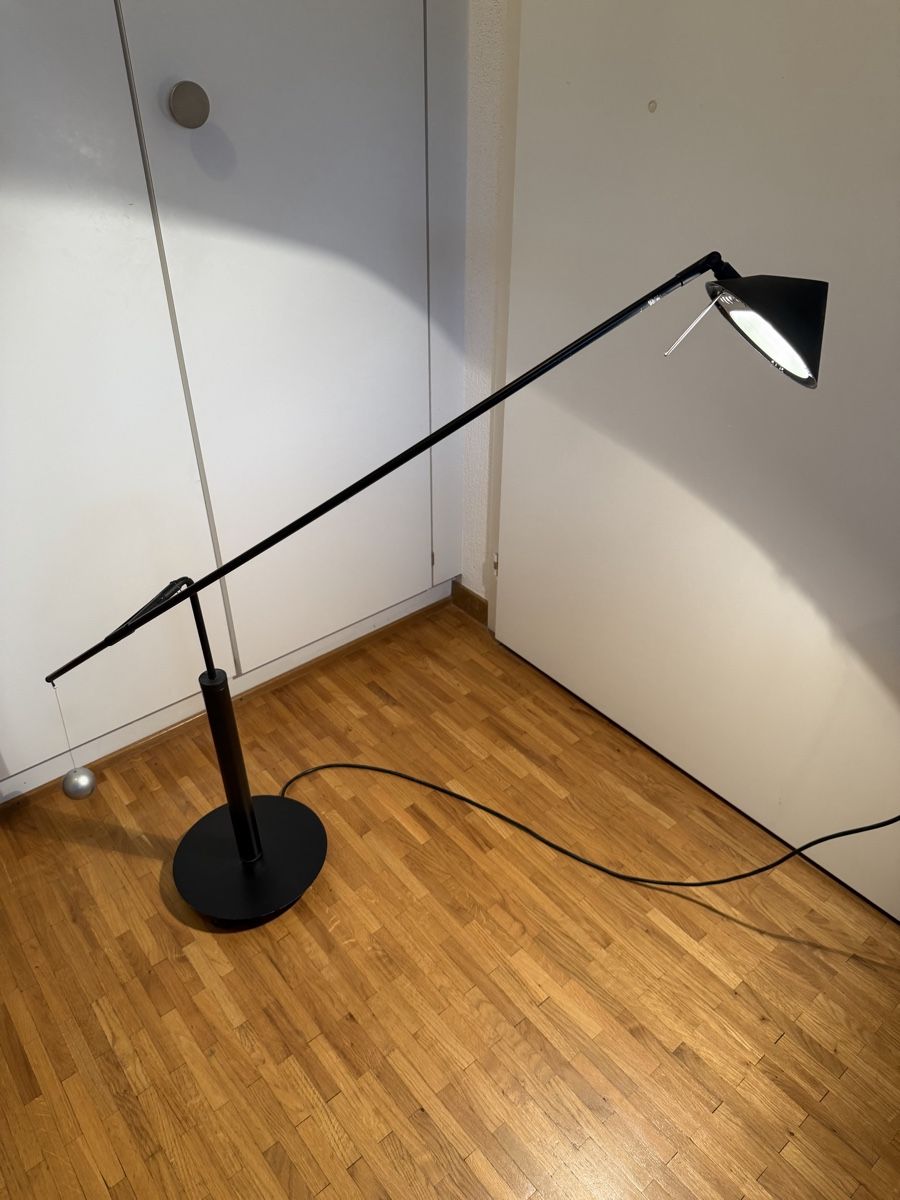 Artemide Lampen: Lampe Artemide Nestore – Gebraucht aus Vevey von Byronne