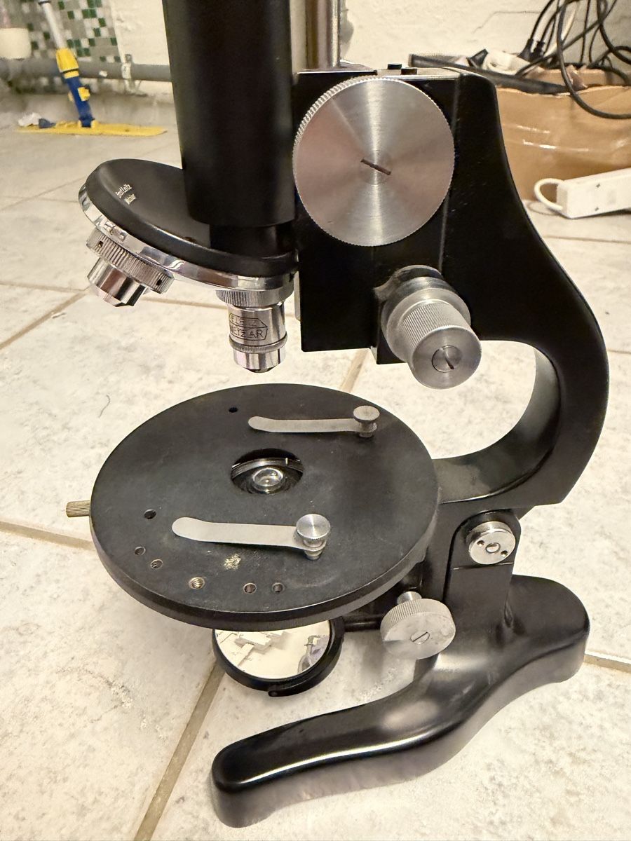 Leitz Microscopi: E. Leitz Wetzlar Microscope No.391540 – Usato da Trimbach venduto da ELITA-5 3