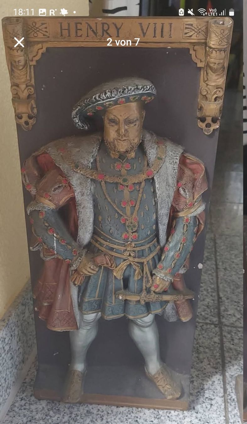 Statuette: Henry VIII Relief von Marcus Designs – Usato da Liestal venduto da swary007