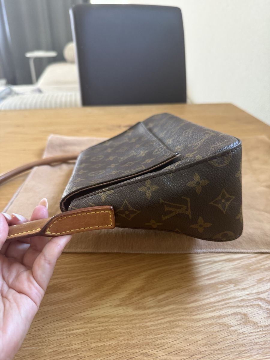 Louis Vuitton Borse da donna: Louis Vuitton Looping Tasche – Usato da Winterthur venduto da Skerk18 2