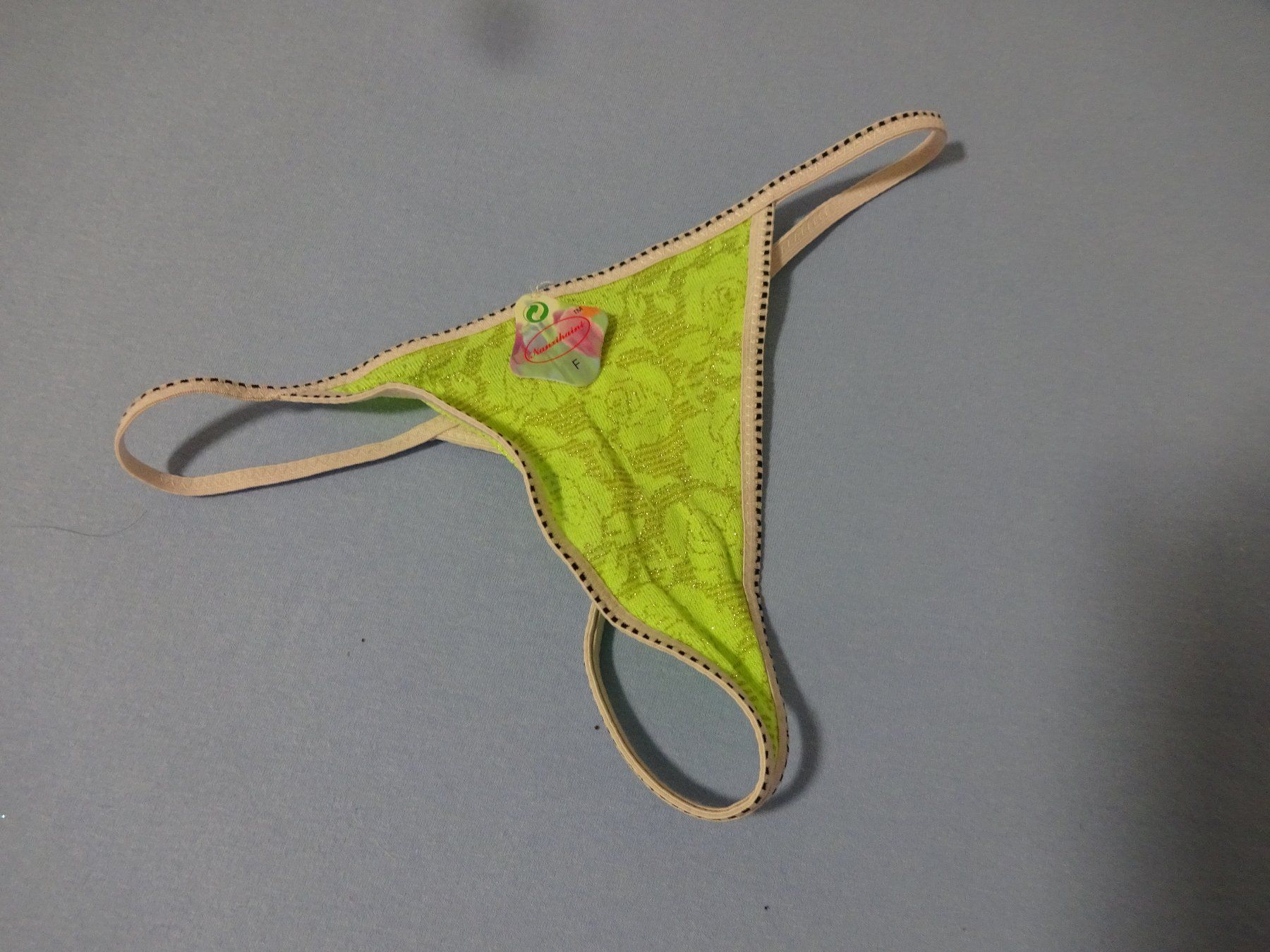 Altra biancheria intima: Schöner Glitzer-String/Nanxihaini – Nuovo (secondo la descrizione) da Rothrist venduto da Mistery1
