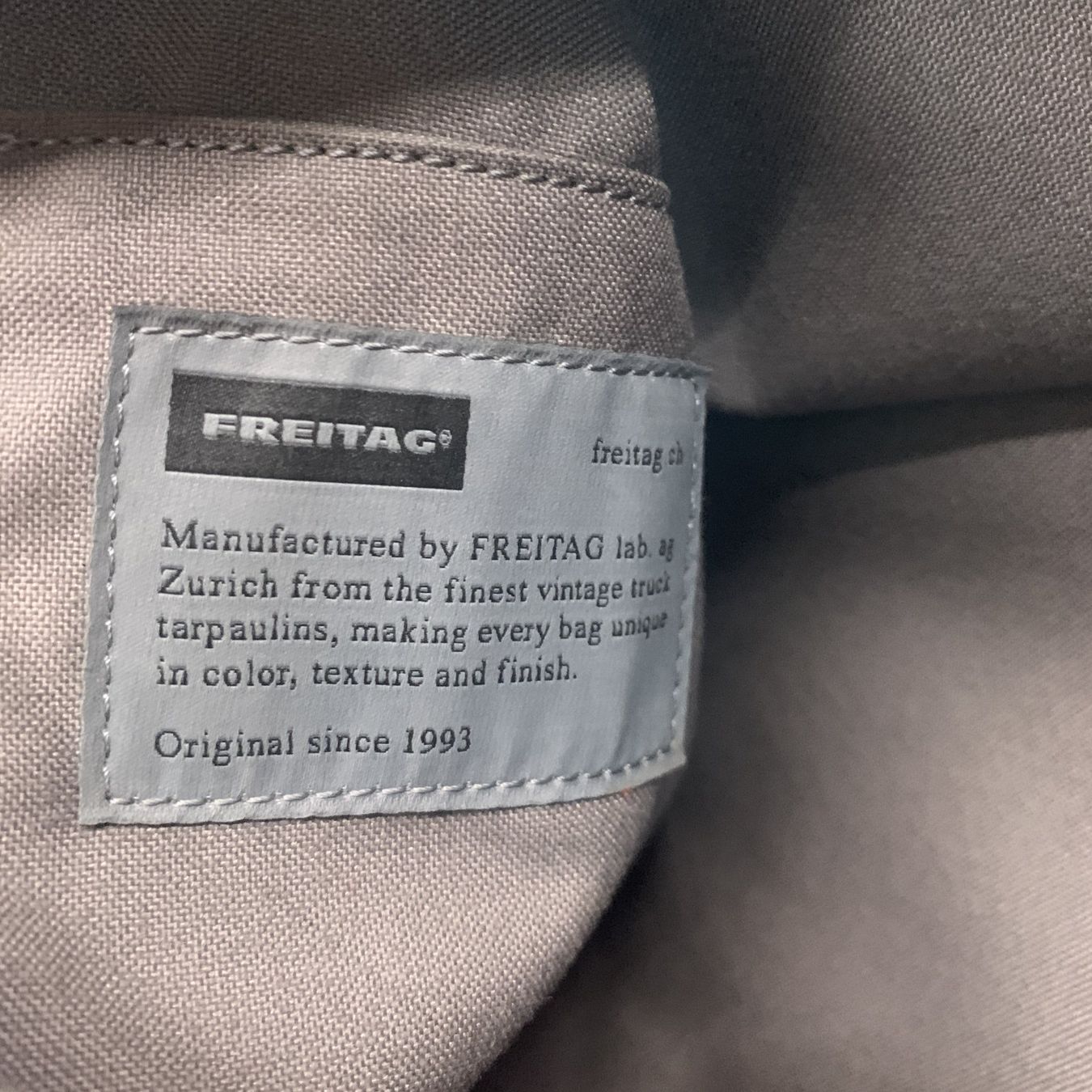 Freitag Rucksäcke: FREITAG REFERENCE R123 WOOLF BACKPACK Rucksack Tasche Rot – Gebraucht aus Chalais von Decoarts.art 9