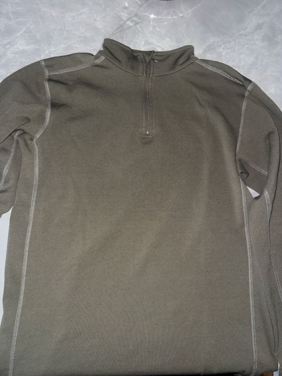 Pulls & Sweat-shirts: Militär Pullover Grösse L – D'occasion à Winterthur par sje_lks5 1