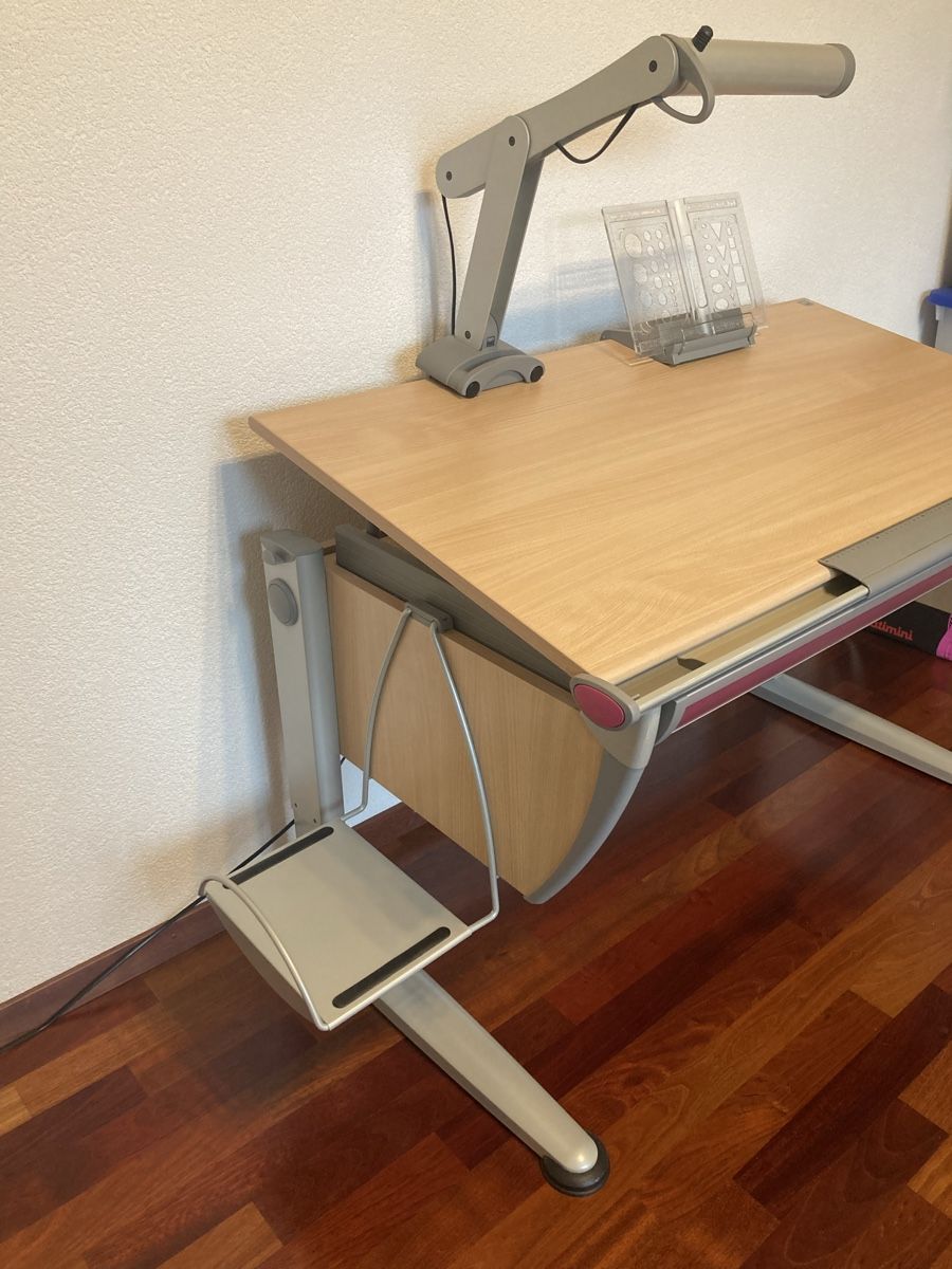 Scrivanie: Moll Runner bureau pour enfants – Usato da La Tour-de-Peilz venduto da dibaso 1
