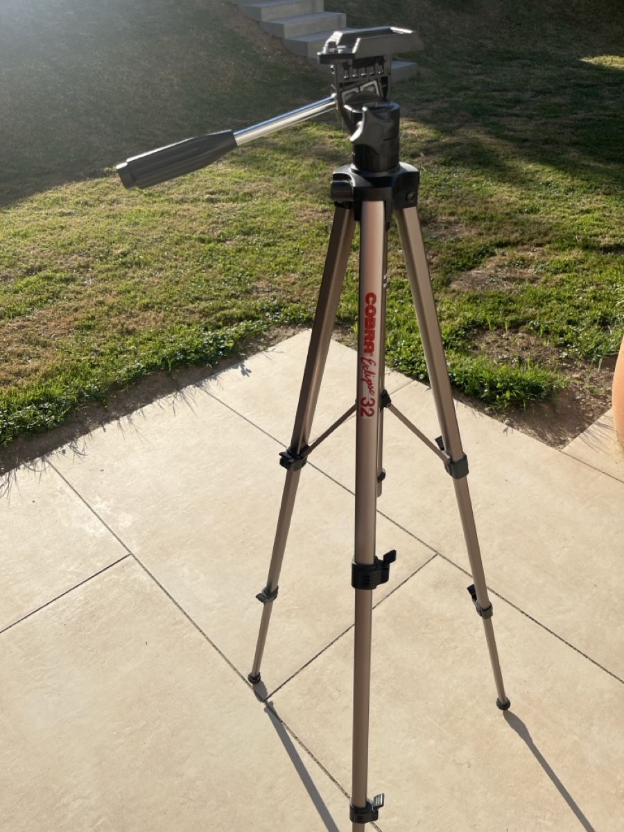 Treppiedi & Teste: Stativ Cobra Eclipse 32 guter Zustand – Usato da Gockhausen venduto da London95 1