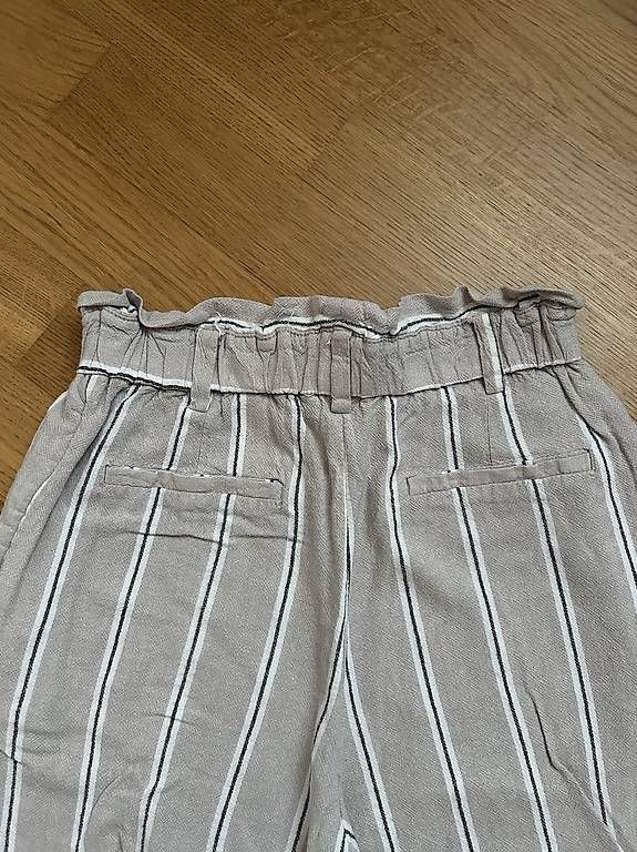 Pantalons: Stoffhose – D'occasion à Schüpfheim par car_7slp 1