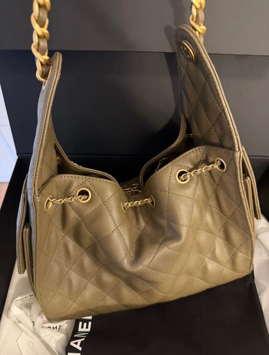 Chanel Sacs femmes: Chanel 25 small, khaki – Neuf (Voir description) à Triesen par atos87 5