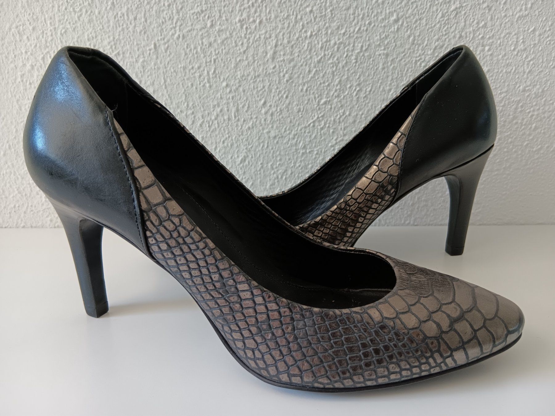 Damenschuhe: MINELLI Chaussures / Schuhe pointure / Nummer 37 – Gebraucht aus Cossonay-ville von Super-Price-Quality