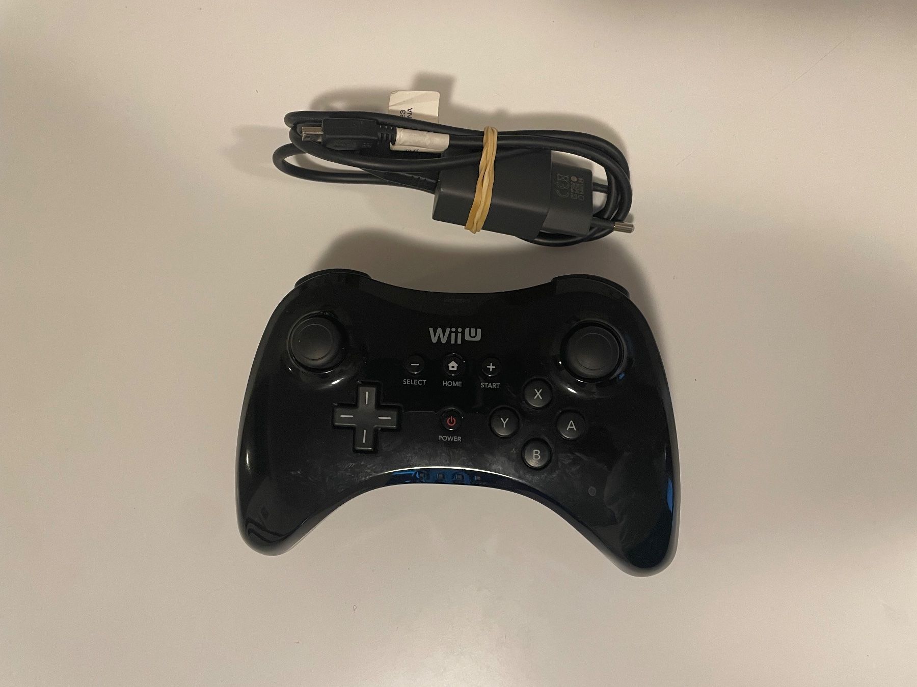 Nintendo Controller: Wii U Pro controller – Usato da Susch venduto da Ascaso
